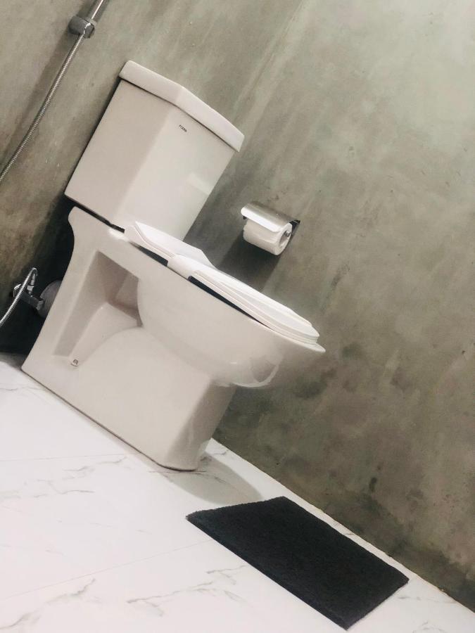 Vinish Inn 날라탄니야 외부 사진